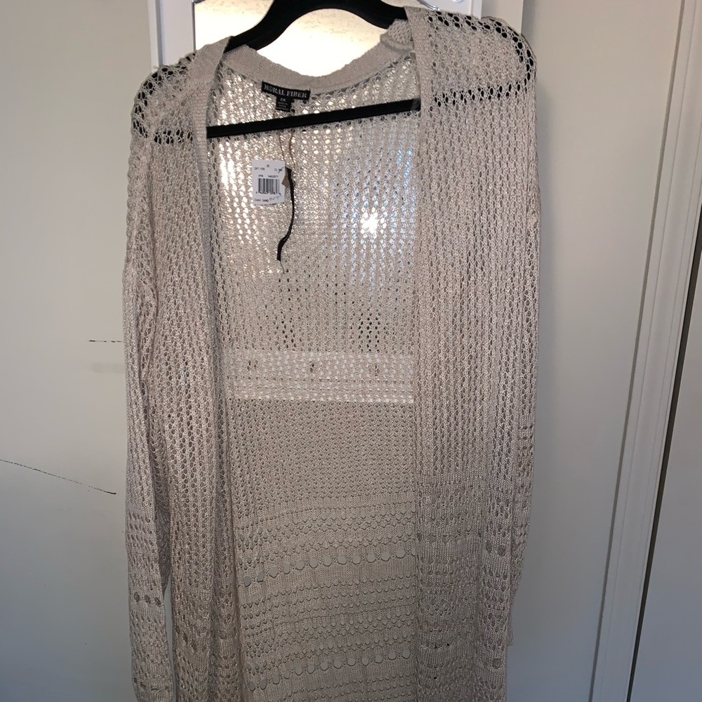 Long and flowy cardigan